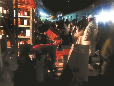 瞧瞧:双十一结束后快递纷纷爆仓 瞧瞧:双十一结束后快递纷纷爆仓